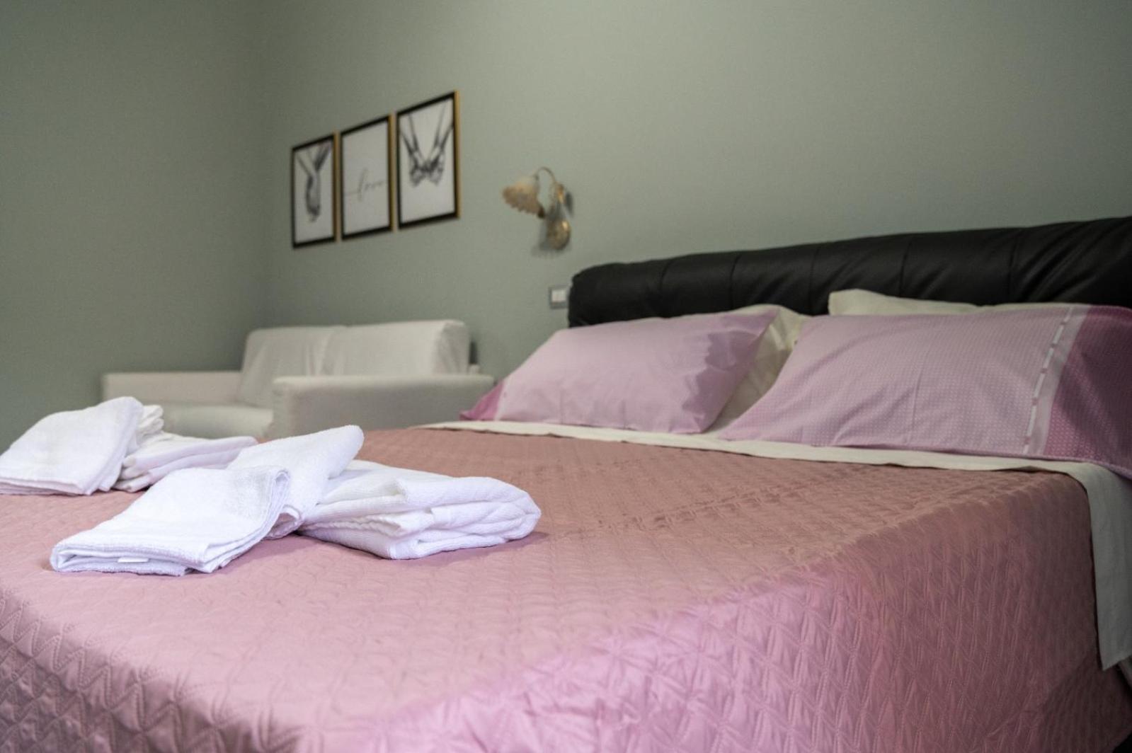 Queen'S Apartament Catania Eksteriør bilde