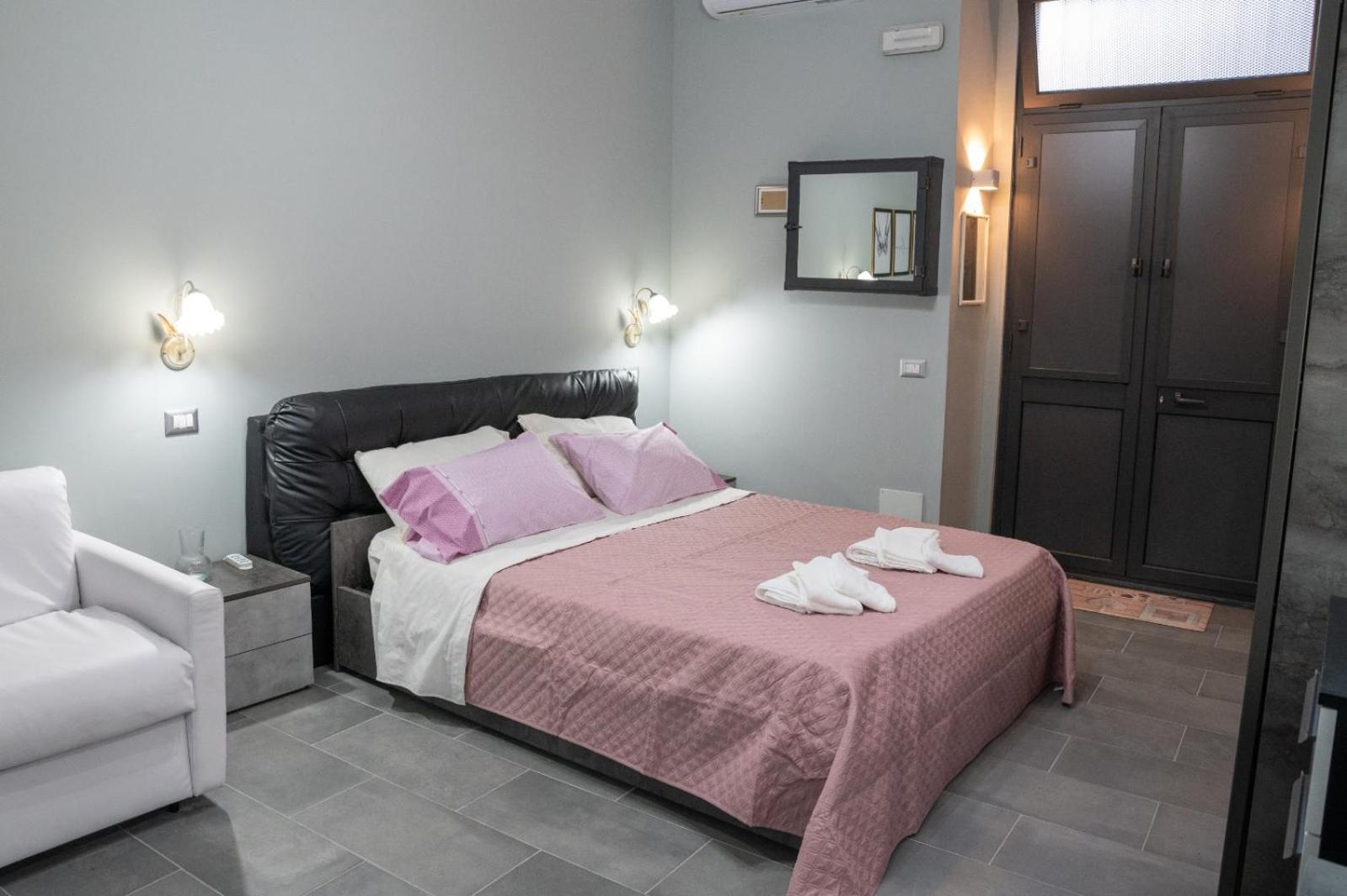 Queen'S Apartament Catania Eksteriør bilde