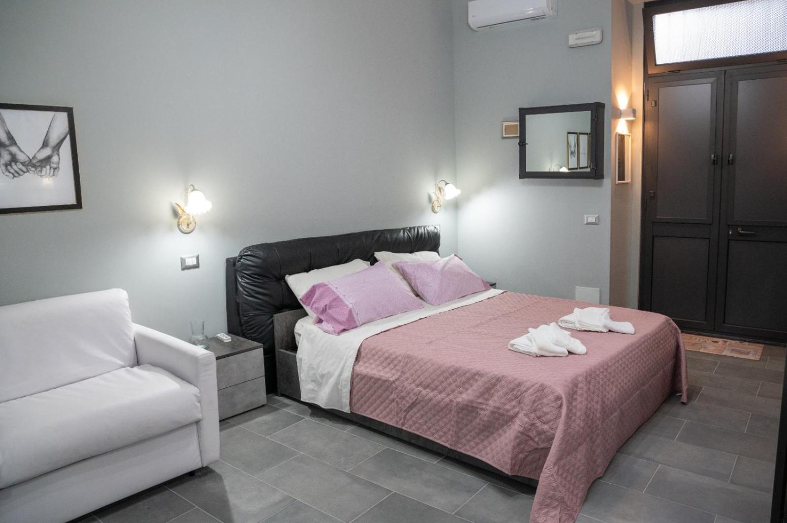 Queen'S Apartament Catania Eksteriør bilde