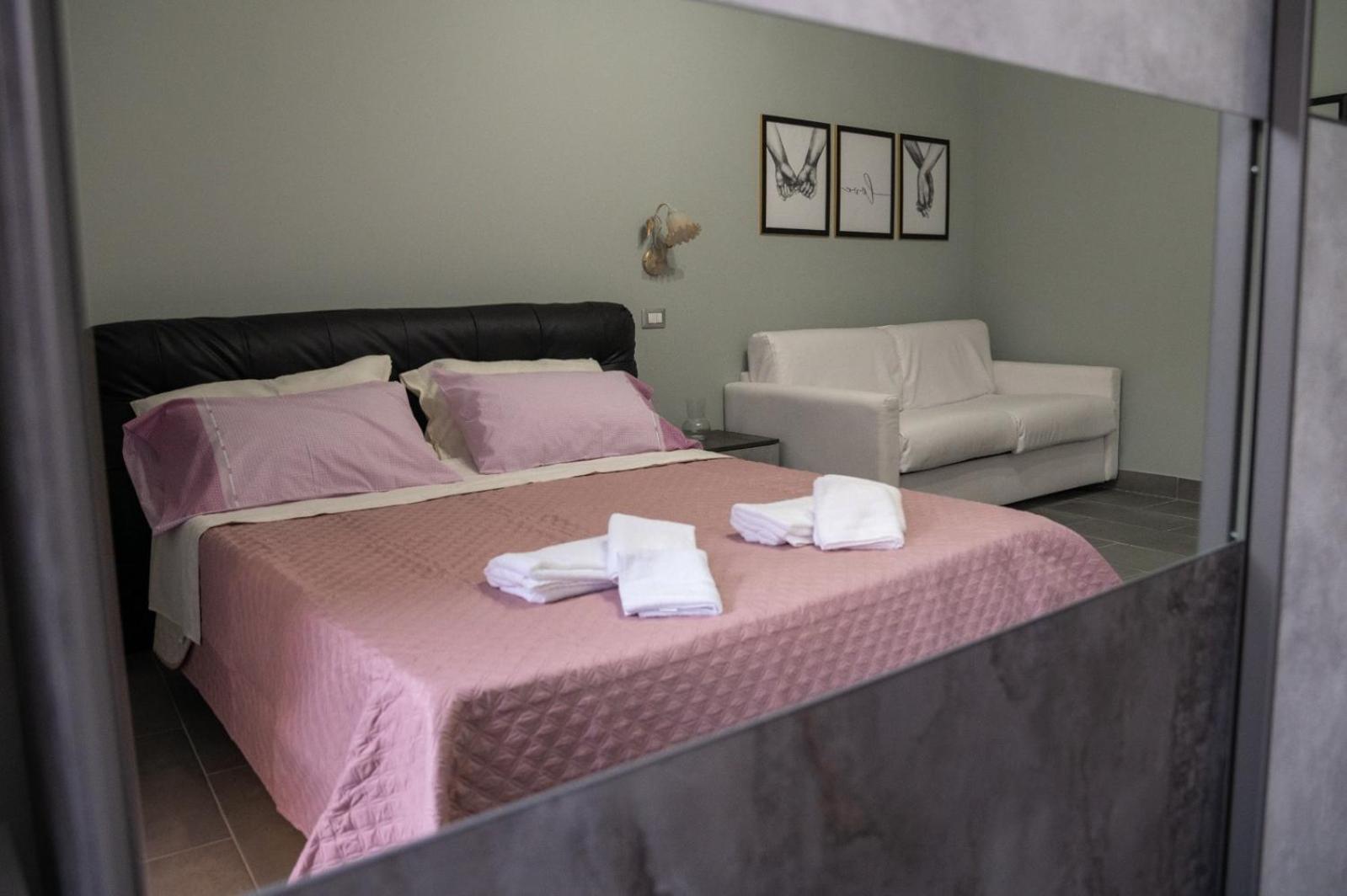 Queen'S Apartament Catania Eksteriør bilde